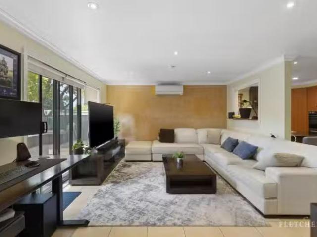 New 2/738 Canterbury Road, Vermont VIC 3133 Unit Auction