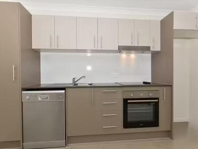Nice 2/73 Cordeaux Crescent, Redbank Plains, QLD 4301