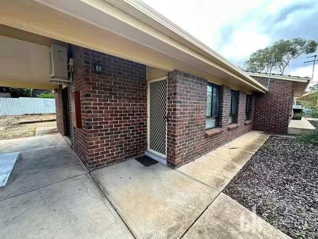 Charming 2/82 Powell Street, Berri, SA 5343