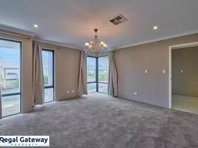 Unique 29 Bluebird Street, Wellard, WA 6170