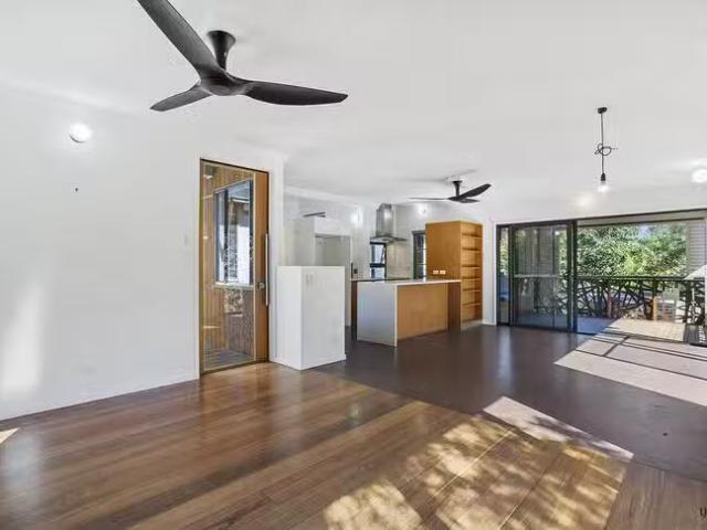 Cheap 2 Mooligum Way, Currumbin Valley, QLD 4223