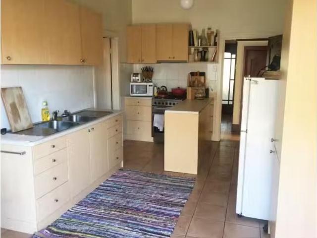 For Rent! 2 Morphett Avenue, Ascot Vale VIC 3032