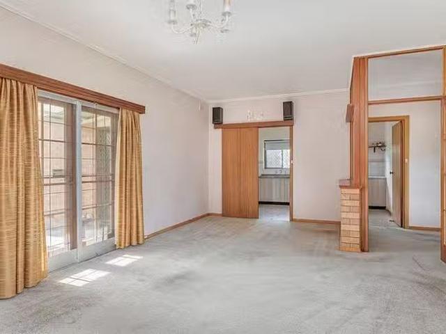 Charming 2 Noble Street, Brighton, SA 5048