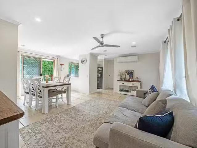 For Rent! 2 Adventure Avenue, Oxenford, QLD 4210