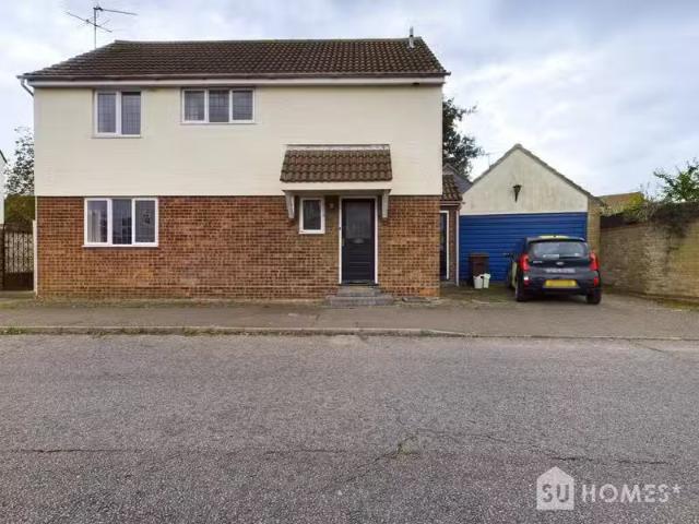 Unique 2 BA 1 bedroom house share for rent in Richard Avenue.