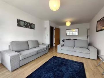 Rental! 2 BA 2 bedroom apartment for rent in George Street, Bi.