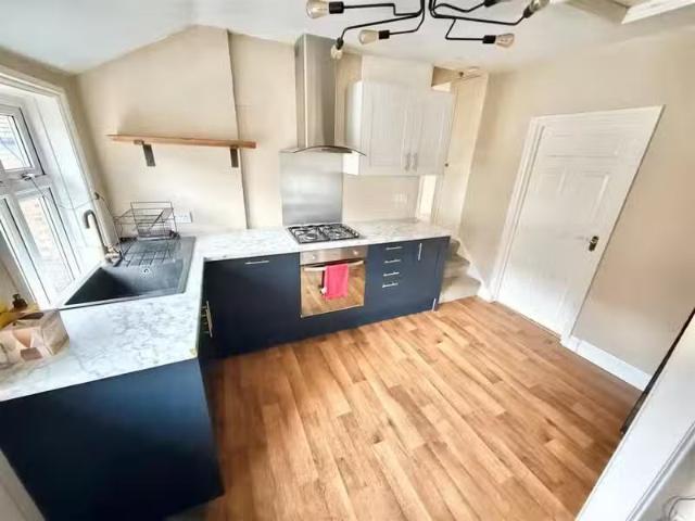 For Rent! 2 BA 2 bedroom apartment for rent in James Court, Hi.