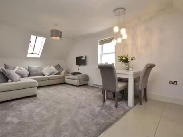 Rental! 2 BA 2 bedroom flat for rent in Baddow Road, Chelmsfor.