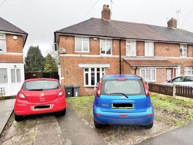 Cheap 2 BA 3 bedroom end of terrace house for rent in Alwold R.
