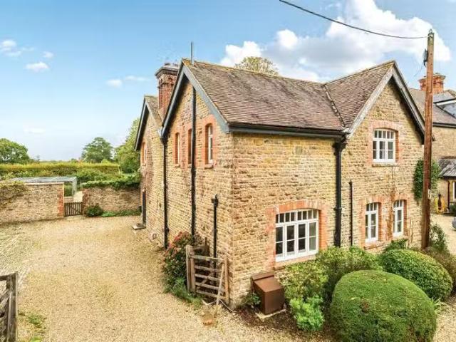 New 2 BA 4 bedroom detached house for rent in Buckshaw House.