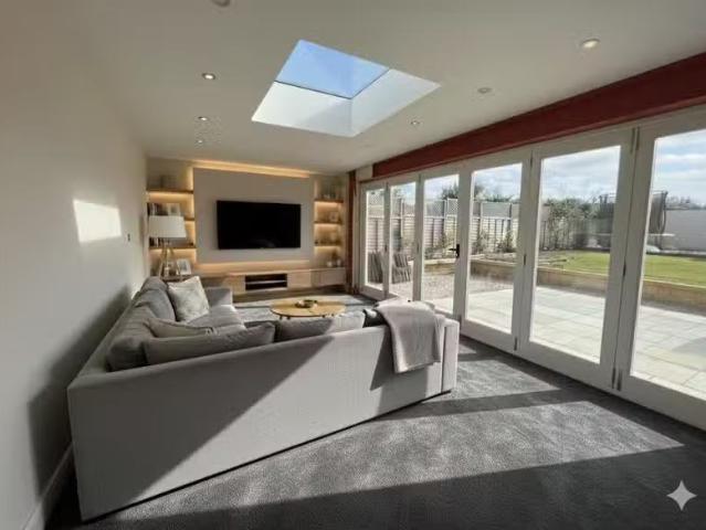 For Rent! 2 BA 5 bedroom detached house for rent in Badminton.