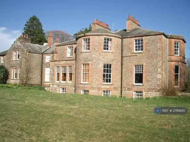 Cheap 2 BA 5 bedroom semi detached house for rent in Dildawn E.