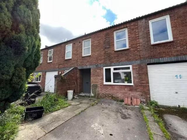 Deal! 2 BA 5 bedroom semi detached house for rent in Small Lan.