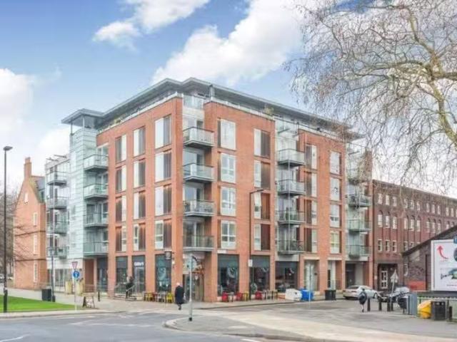For Rent! 2 bedroom apartment for rent in Bell Avenue, Bristol.