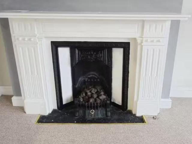 Deal! 2 bedroom apartment for rent in Bouverie Road West, Folk.