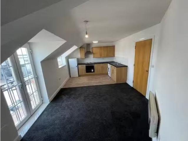 Nice 2 bedroom apartment for rent in Broadwell Road, Oldbury.