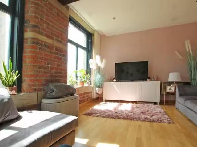 Deal! 2 bedroom apartment for rent in Victoria Mills, Salts Mi.