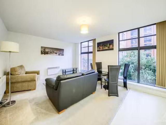 For Rent! 2 bedroom apartment for rent in Water Street Court.
