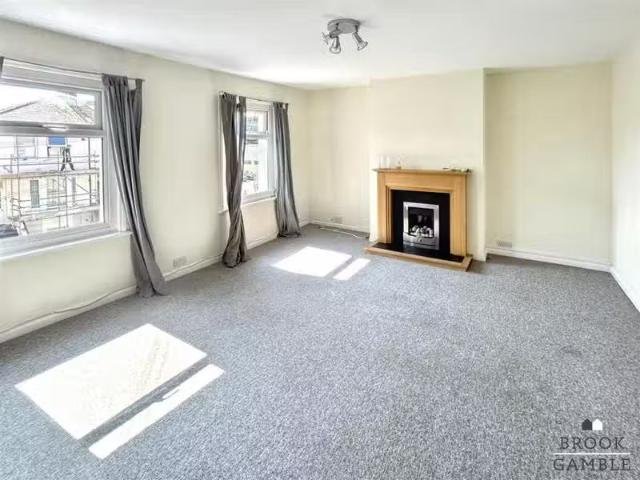 Rental! 2 bedroom apartment for rent in 70 Tideswell Road, Eas.