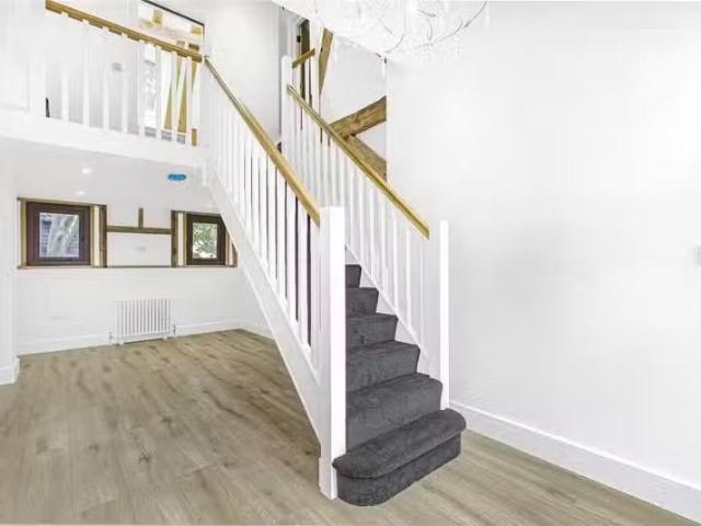 New 2 bedroom detached house for rent in Cucumber Lane, Essend.
