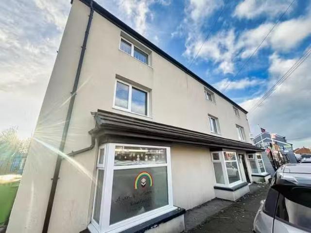 For Rent! 2 bedroom flat for rent in Delamere Street, Winsford.