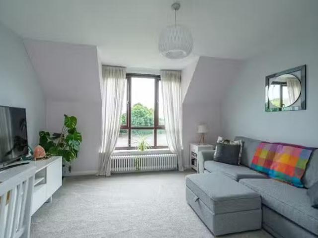 Unique 2 bedroom maisonette for rent in Newgate Close, St. Alb.