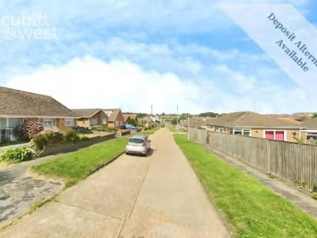 Cheap 2 bedroom semi detached bungalow for rent in Bramber Ave.