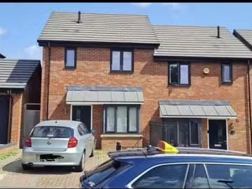 Nice 2 bedroom semi detached house for rent in Green Lane, Bir.
