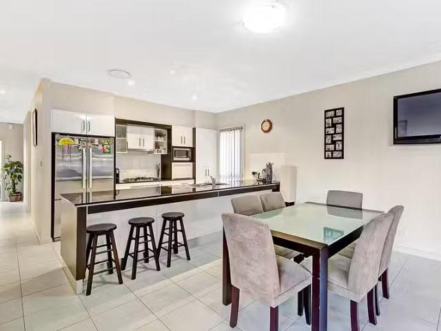 Unique 2 Bowdon Street, Stanhope Gardens NSW 2768