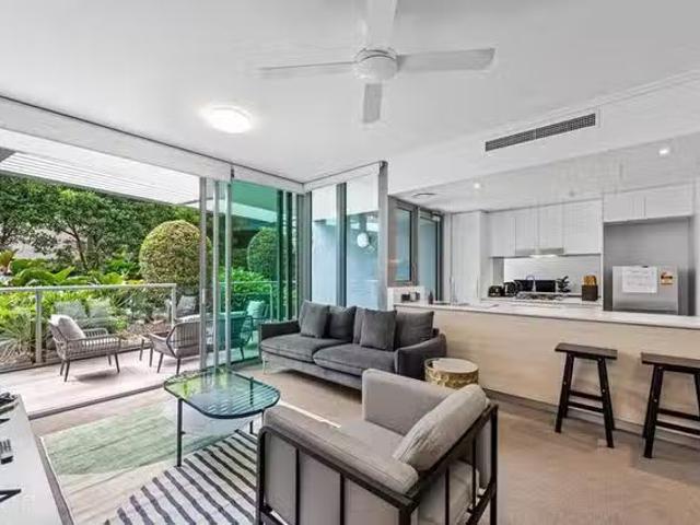 Deal! 2 BR Allen Street