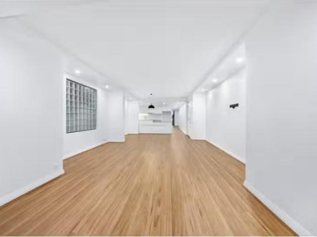 For Rent! 2 BR Block C Level1/24 26 Point Street, PYRMONT Apar.