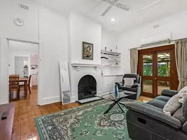 Deal! 2 BR Church Avenue