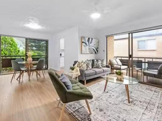 For Rent! 2 BR Grove Street