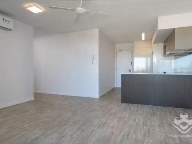 Unique 2 BR ID:21191945/17 Carl Street, Woolloongabba Apartmen.
