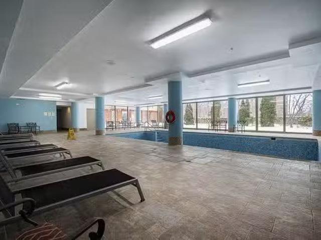 New 2 BR Rue Charlevoix
