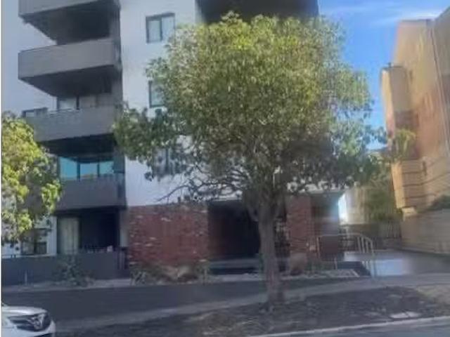 Unique 2 BR UNIT 18/36 Bronte Street, East Perth Apartment for.