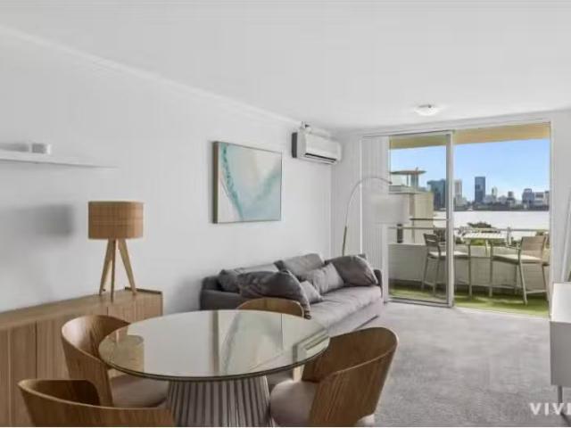 Just in! 2 BR 14/181 Mill Point Rd, South Perth Apartment for.