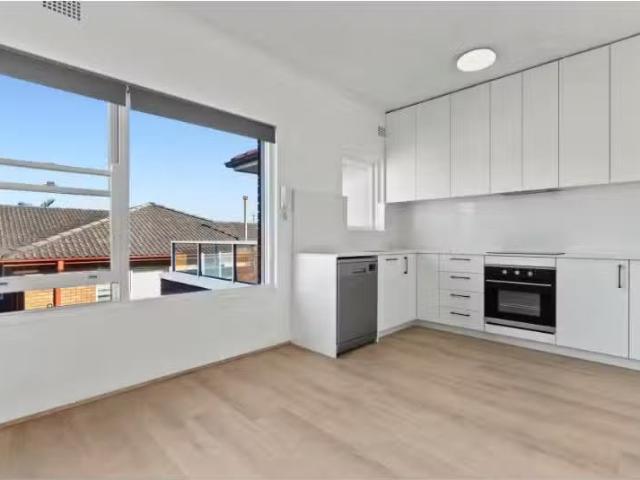 Rental! 2 BR 14/83 85 Alfred Street, Ramsgate Beach Apartment.