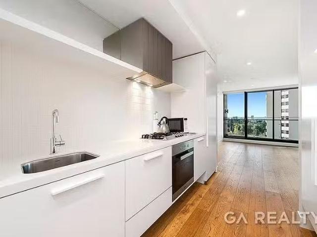 Cheap 2 BR 1602/35 Albert Road, Melbourne, VIC 3004