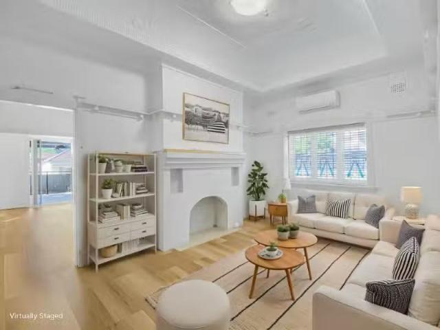 For Rent! 2 BR 170 Wentworth Road, BURWOOD House for rent Lis.