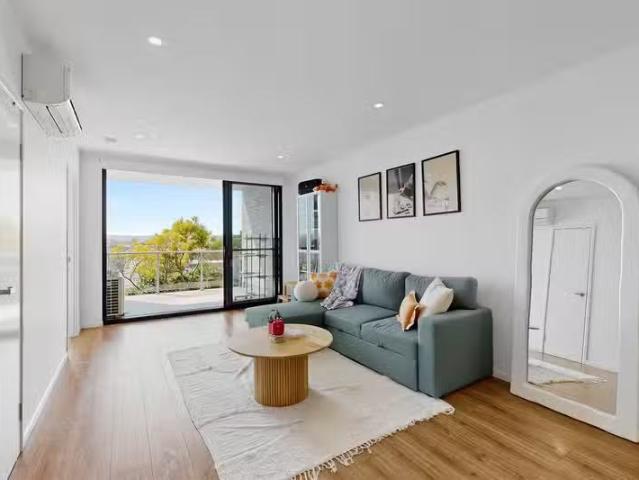 Deal! 2 BR 17/22 Primrose Street, SHERWOOD, QLD 4075 Apartme.