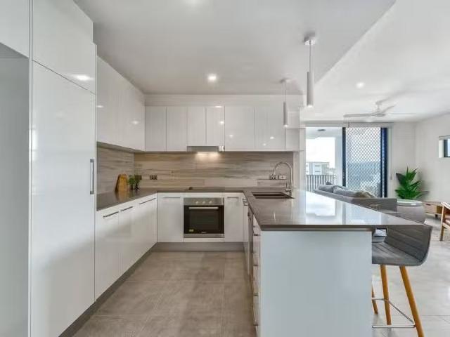 Rental! 2 BR 17/26 High Street, LUTWYCHE, QLD 4030 Apartment.