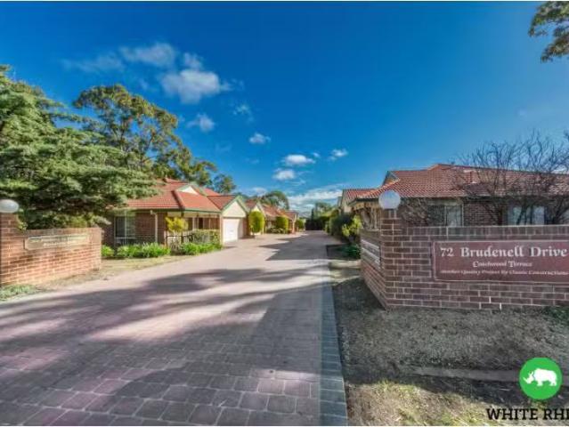 Just in! 2 BR 1/72 Brudenell Drive, Jerrabomberra Townhouse fo.