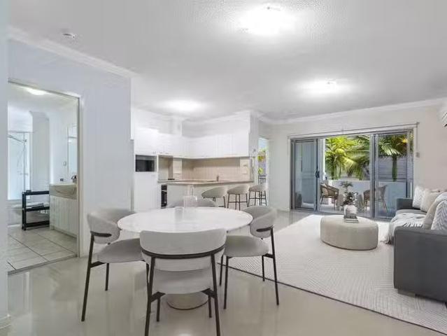 Cheap 2 BR 18/28 Belgrave Road, Indooroopilly, QLD 4068