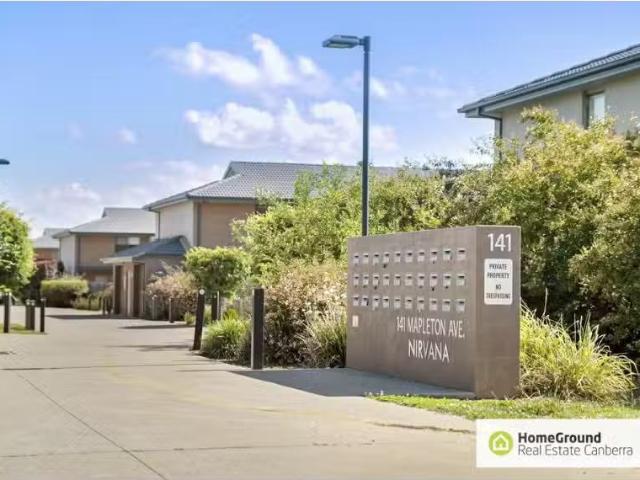 Cheap 2 BR 19/141 Mapleton Avenue, Harrison Townhouse for rent.