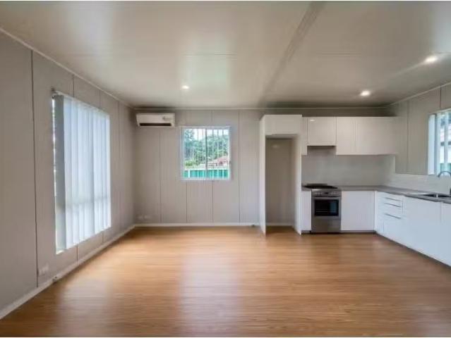 Just in! 2 BR 19A Ball Street, Colyton Apartment for rent Lis.