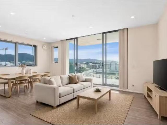 Cheap 2 BR 1004/30 Burelli Street, Wollongong Apartment for re.