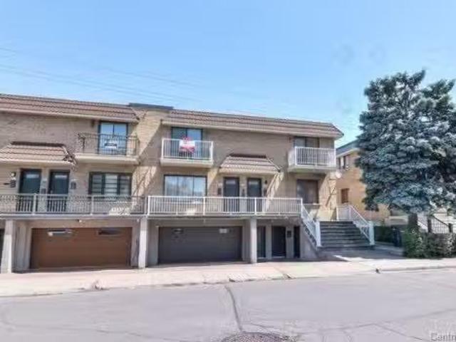 For Rent! 2 BR 10067 Rue Jules Crépeau, Montréal Ahuntsic Car.