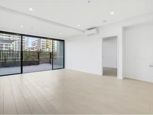 Charming 2 BR 103/20B Hasluck Street, Rouse Hill Apartment for.