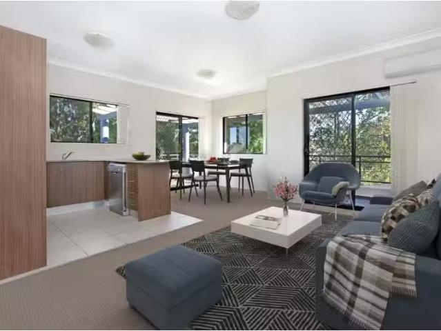 Cheap 2 BR 10/50 Terrace Road, DULWICH HILL Apartment for rent.